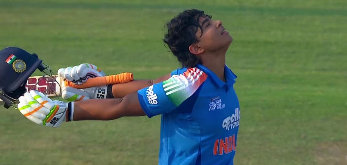 'ഞാന്‍ ബിഹാറില്‍ നിന്നാണ് വരുന്നത്'; യുഎഇ താരം സ്ലെഡ്ജ് ചെയ്തതില്‍ പ്രതികരിച്ച് വൈഭവ്‌