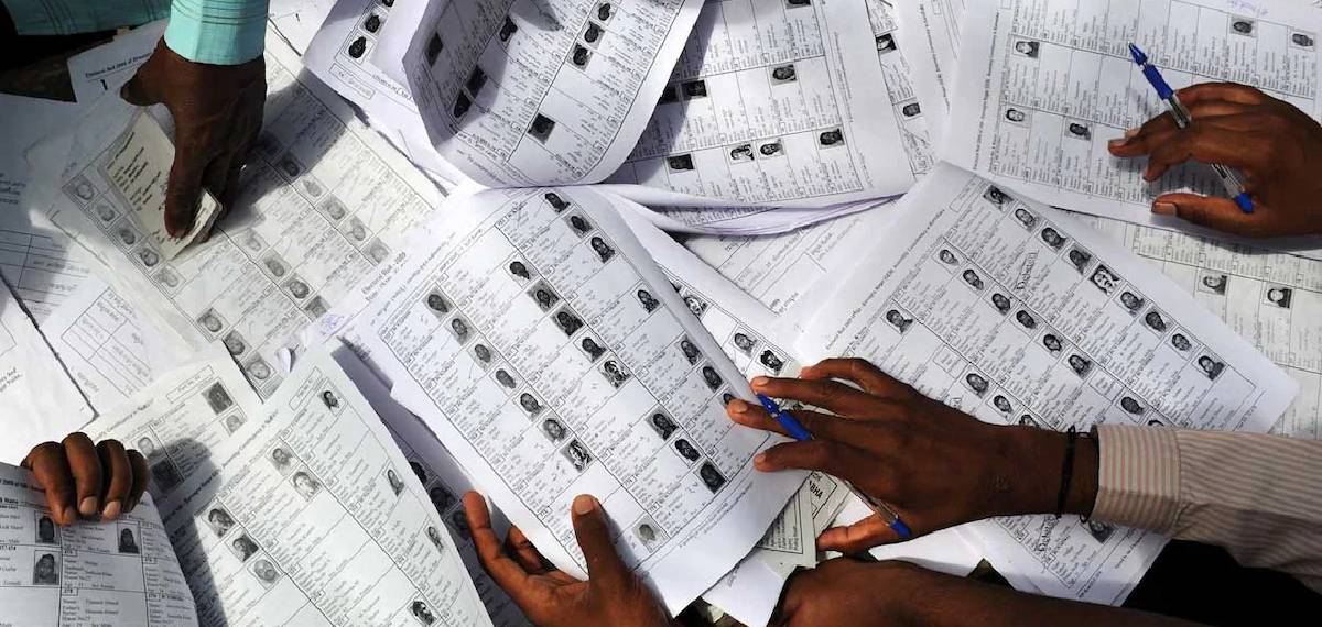 എസ്ഐആർ അന്തിമ പട്ടിക പുറത്ത്; 9 ലക്ഷത്തോളം ആളുകൾ പുറത്ത്, പകർപ്പ് രാഷ്ട്രീയ പാര്‍ട്ടികള്‍ക്ക് കൈമാറും