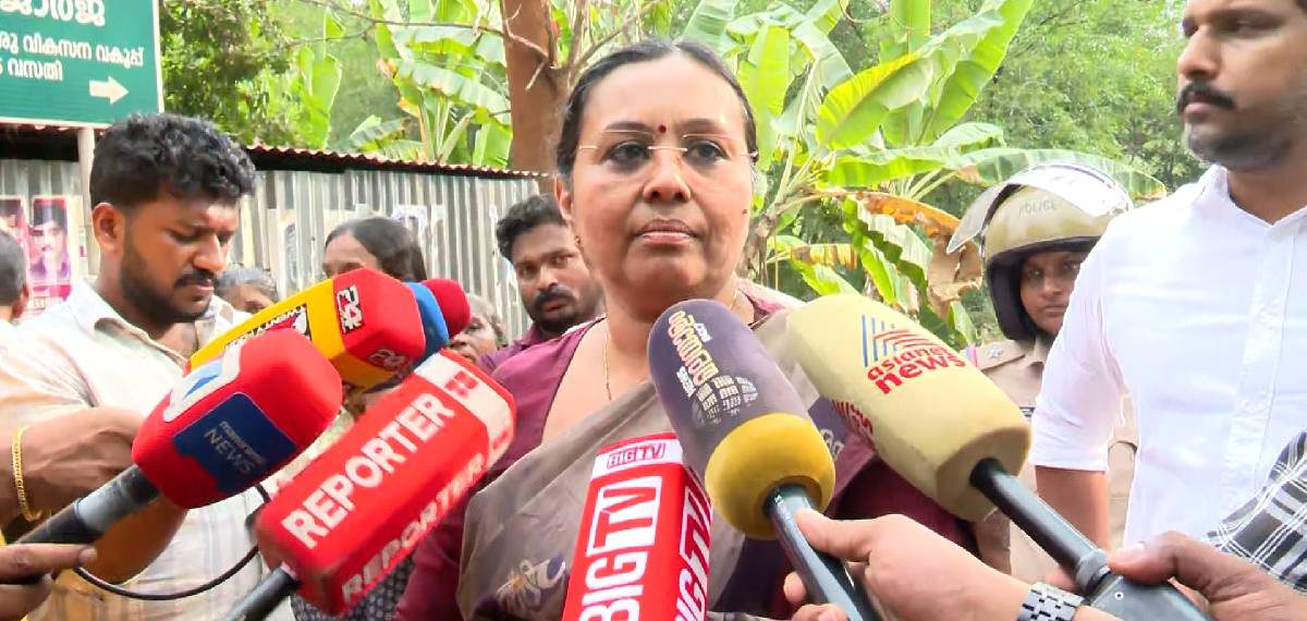 പ്രതിഷേധം അജണ്ടയുടെ ഭാഗം; തനിക്ക് പൊലീസ് സന്നാഹം വേണ്ട, പാര്‍ട്ടി പ്രവര്‍ത്തകര്‍ അവിടെയുണ്ടാകും: വീണാ ജോർജ്