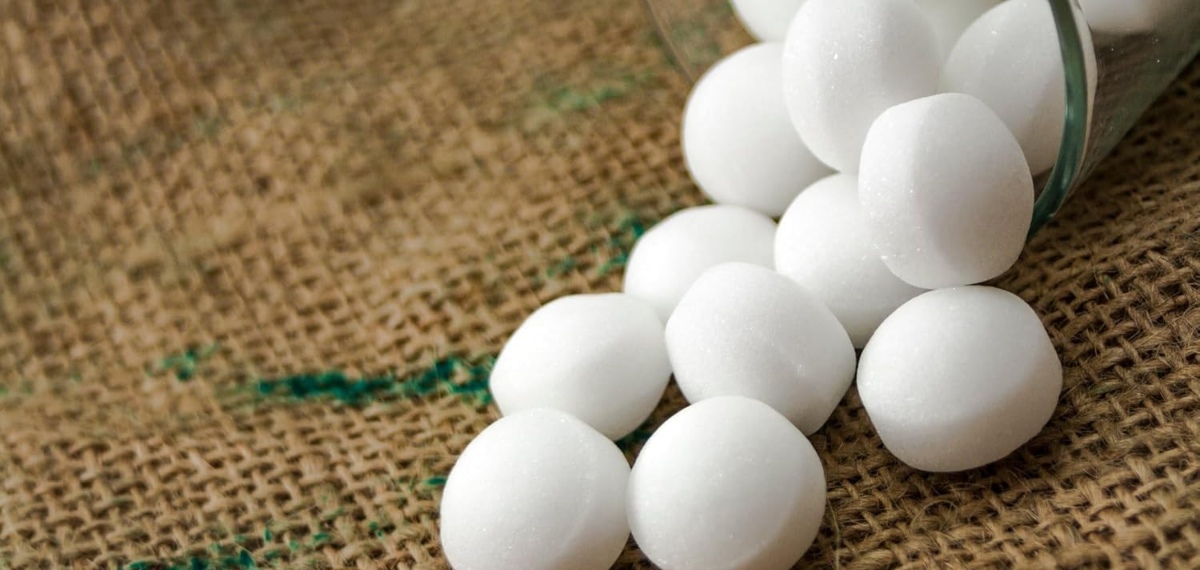 നാഫ്തലിന്‍ ബോളുകള്‍ എന്ന പാറ്റ ​ഗുളികയുടെ ഉപയോ​ഗം നിരോധിക്കണം; ബഹ്റൈൻ പാർലമെന്റിൽ പ്രമേയം