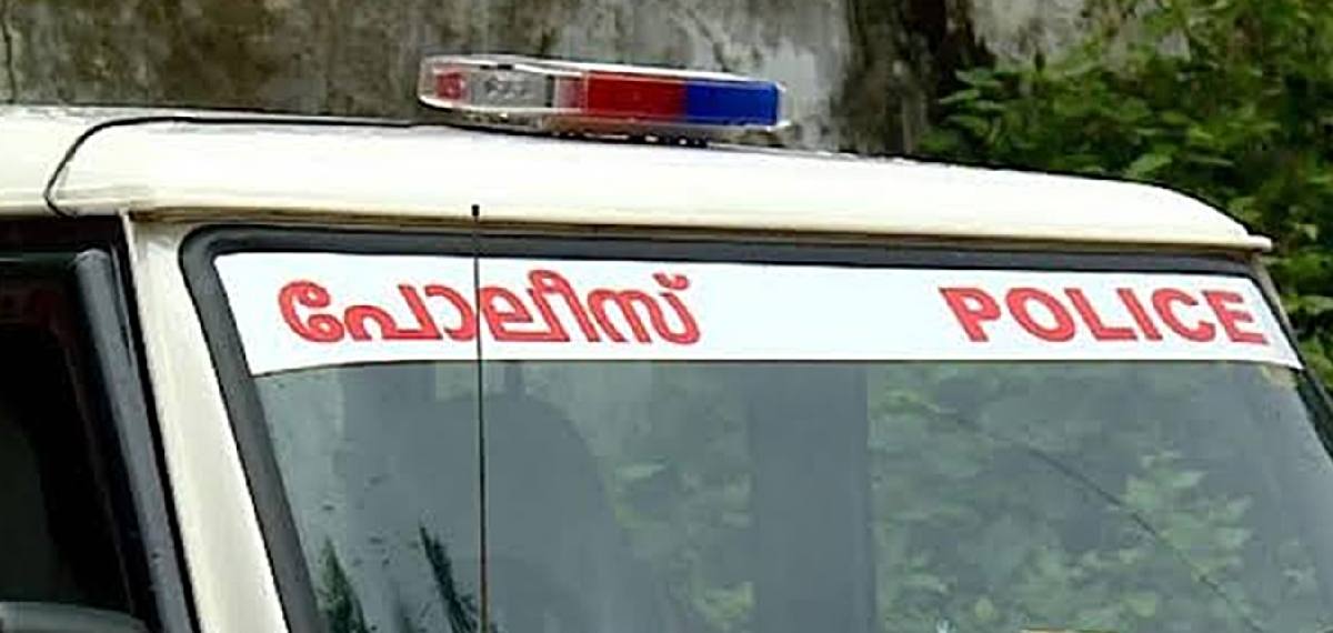 കൊല്ലത്ത് ബിജെപി നേതാവിൻ്റെ മകനെ ക്രൂരമായി മർദിച്ച സംഭവം:ആര്എസ്എസ് പ്രവര്ത്തകരായ പ്രതികളെ പിടികൂടാതെ പൊലീസ്