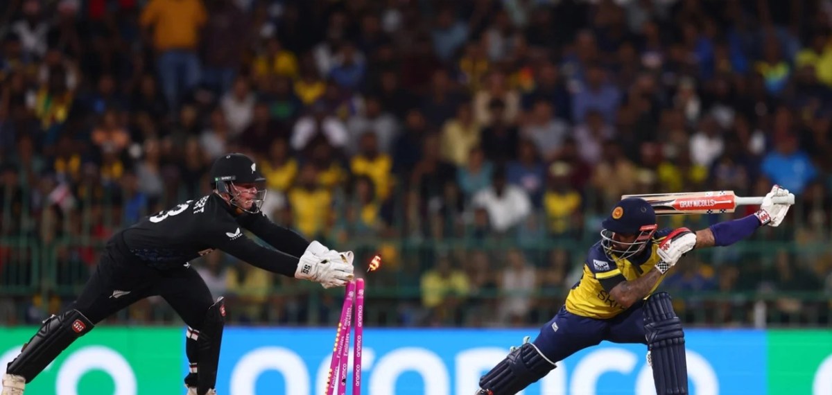 ലങ്കാ ദഹനം; ന്യൂസിലാൻഡിനോട് തോറ്റ് ആതിഥേയർ ലോകകപ്പിൽ നിന്ന് പുറത്ത്