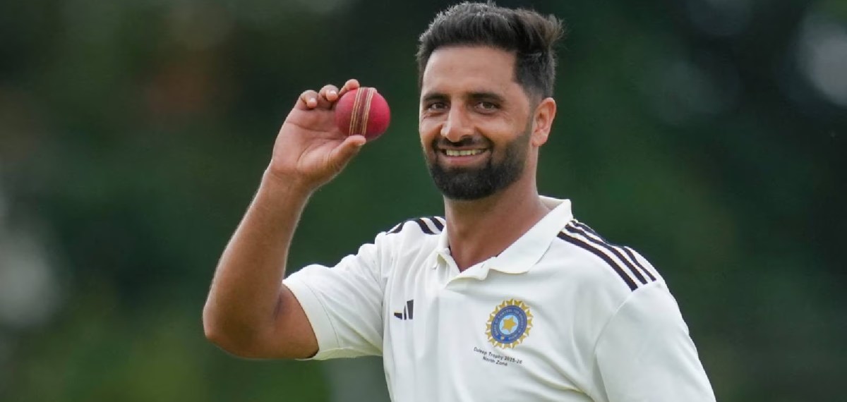 'ആഖിബ് നബിയെ ടീമിലെടുക്കണം'; രഞ്ജി ട്രോഫിയില്‍ ഫൈനലിലെ അഞ്ച് വിക്കറ്റ് നേട്ടത്തിന് പിന്നാല ഗാംഗുലി