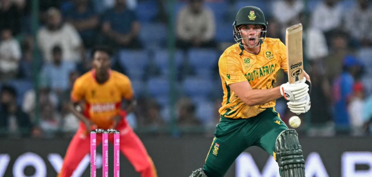 സിംബാബ്‌വെയെയും തകര്‍ത്തു; അപരാജിതരായി ദക്ഷിണാഫ്രിക്ക നോക്കൗട്ടിലേക്ക്‌