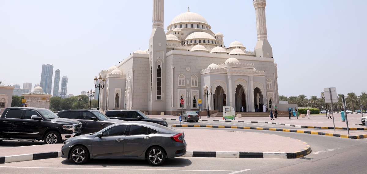 പള്ളികളിലെത്തുന്ന വിശ്വാസികൾ പാർക്കിങ് സംവിധാനം കൃത്യമായി ഉപയോ​ഗിക്കണം; അഭ്യർത്ഥനയുമായി ഷാർജ പൊലീസ്