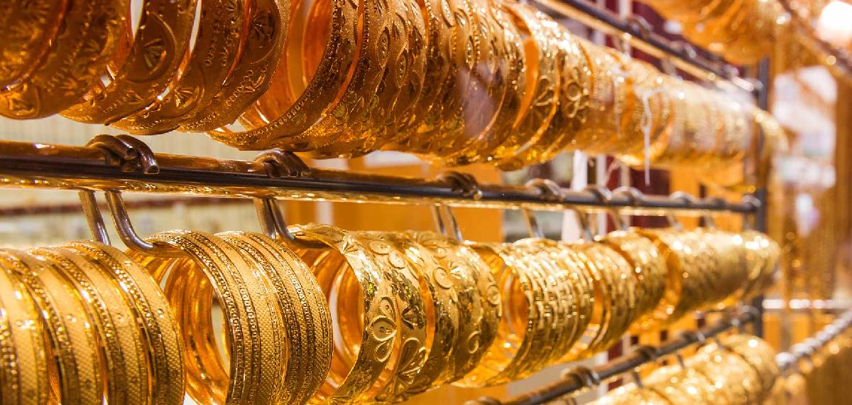 സ്വർണം 10000 ഡോളർ ആകുമെന്ന് ജെഫ്‌റീസ്, മലയാളികളുടെ ചങ്കിടിപ്പേറുന്നു