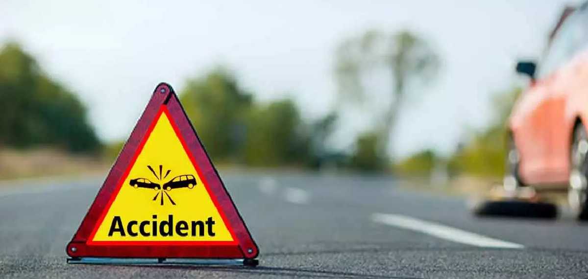 റോഡ് മുറിച്ച് കടക്കവേ സ്കൂള് വാന് ഇടിച്ച് തെറിപ്പിച്ചു; ആറാം ക്ലാസുകാരന് ദാരുണാന്ത്യം