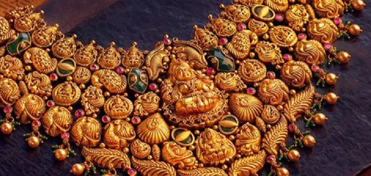 ഡോളർ ശക്തിപ്രാപിച്ചു, ക്ഷീണിച്ച് സ്വർണം; വിലയിൽ വീഴ്ച