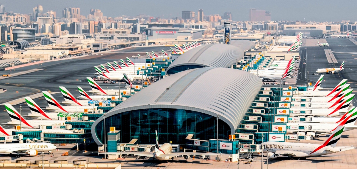 പശ്ചിമേഷ്യൻ സംഘർഷങ്ങൾക്ക് ഇളവ്; ദുബായ് വിമാനത്താവളം തുറന്നു