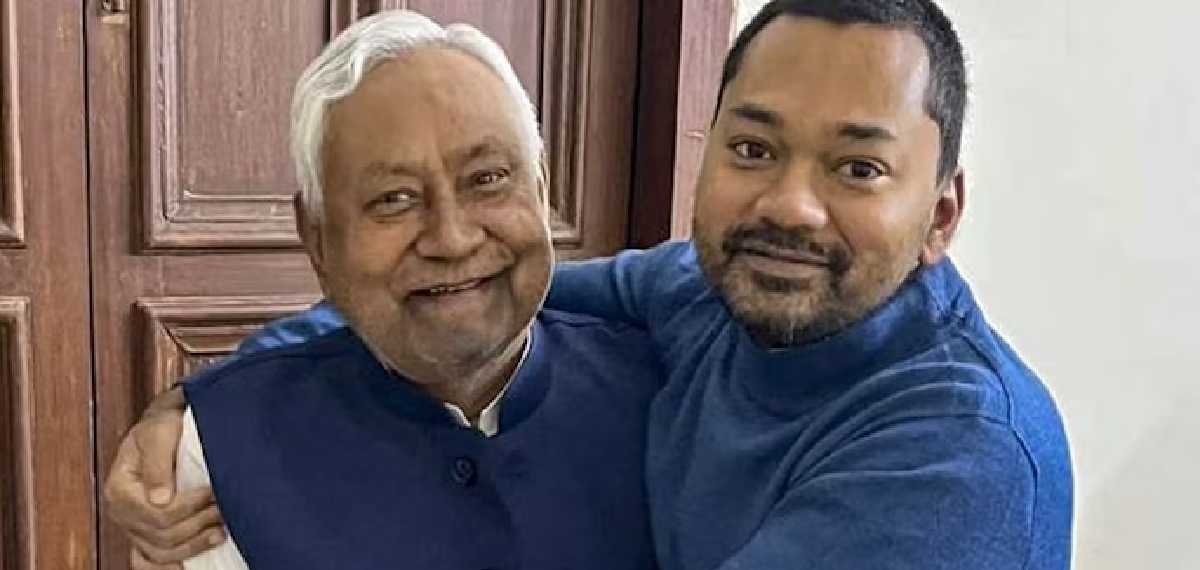 നിതീഷ് കുമാറിന്റെ മകൻ സജീവ രാഷ്ട്രീയത്തിലേക്ക്; നാളെ ജെഡിയുവിൽ ചേരും