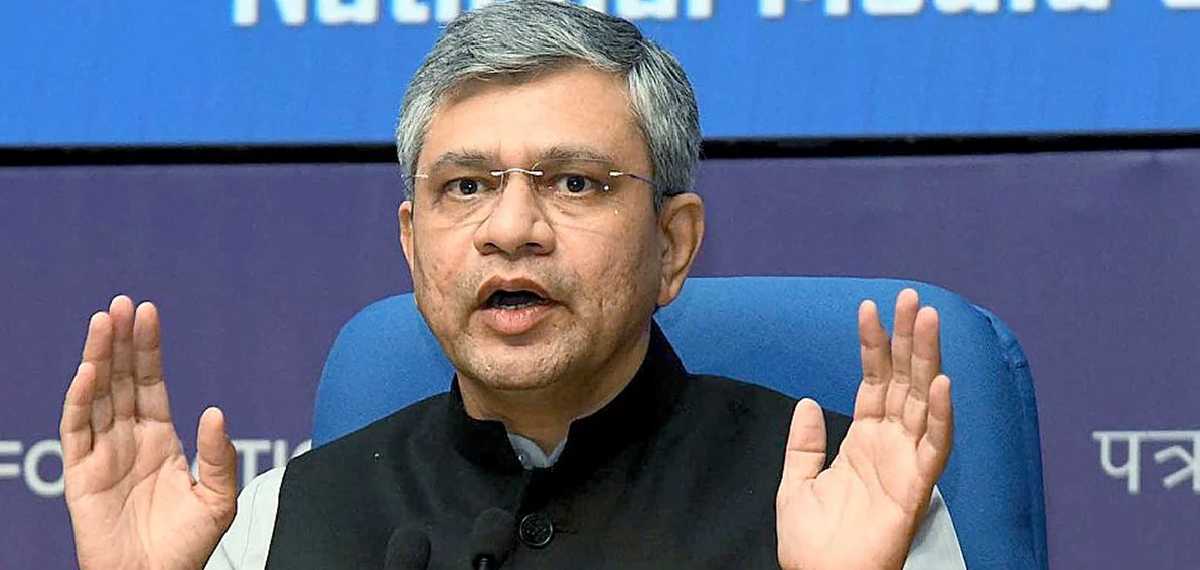 കുട്ടികളിൽ സോഷ്യൽ മീഡിയ ഉപയോഗത്തിൽ നിയന്ത്രണം കൊണ്ടുവരാൻ കേന്ദ്രം