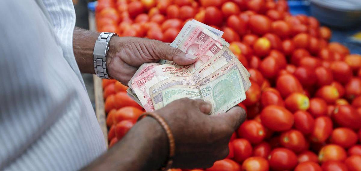 പണപ്പെരുപ്പം കുറയുന്നോ അതോ കൂടുന്നോ? ഏറ്റവും പുതിയ കണക്കുകള്‍ ഇങ്ങനെ