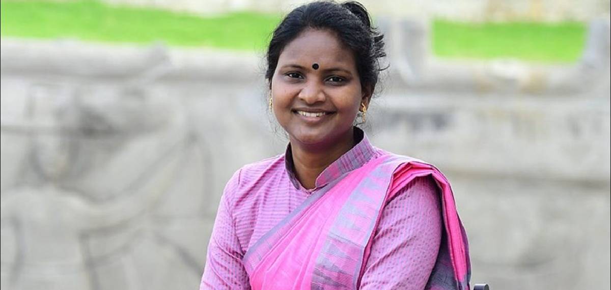 'അരച്ചാൺ വയറുനിറച്ച് ഒരുമാസം ജീവിക്കാൻ ഒന്നരലക്ഷം പോയിട്ട് 5000 രൂപ പോലും വേണ്ട,വ്യക്തിഹത്യ അവസാനിപ്പിക്കാമോ'