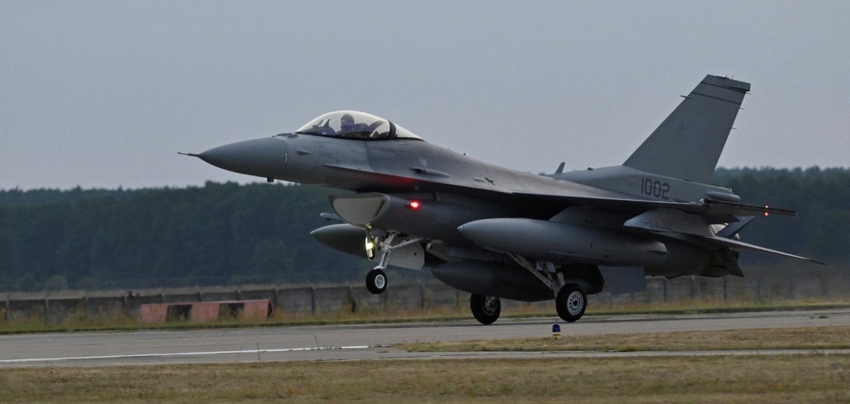 മിഡിൽ ഈസ്റ്റിലെ മൂന്ന് രാജ്യങ്ങളുമായി 16.5 ബില്യൺ ഡോളറിന്റെ ആയുധ കരാർ; അം​ഗീകാരം നൽകി അമേരിക്ക