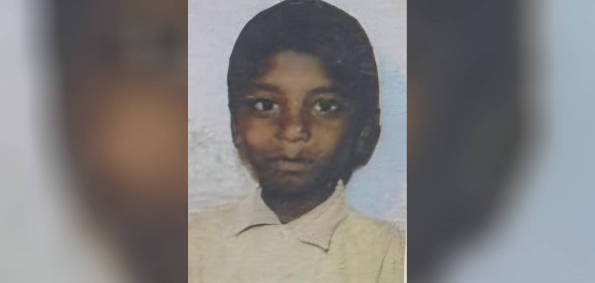 മാങ്ങ പറിക്കുന്നതിനിടെ വൈദ്യുതി ലൈനില് ഇരുമ്പ് തോട്ടി മുട്ടി ഷോക്കേറ്റു; എട്ടാം ക്ലാസുകാരന് ദാരുണാന്ത്യം