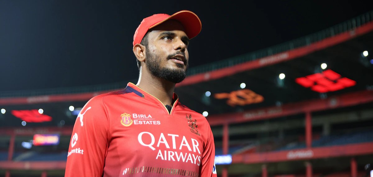 ആർസിബി ക്യാംപില്‍ യാഷ് ദയാല്‍ എവിടെ? ടീം ബസിലെ ചിത്രങ്ങളിലുമില്ല; പുറത്താക്കിയോ എന്ന് ആരാധകർ