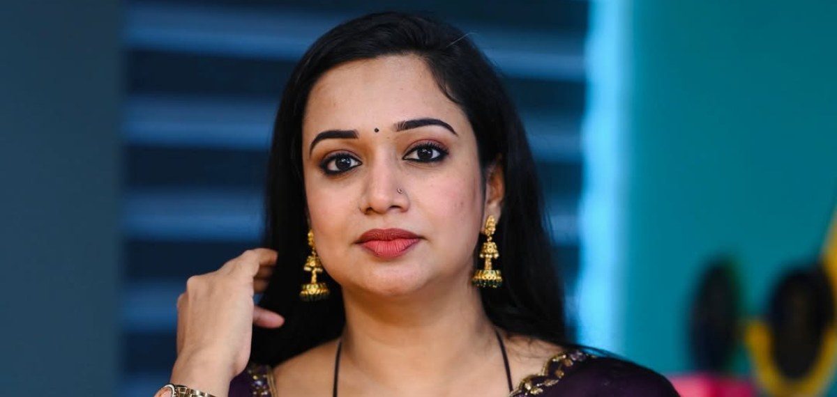 'ഭർത്താവുമായി വേർപിരിയാൻ തീരുമാനിച്ചു, കടന്നു പോകുന്നത് ഡിപ്രഷനിലൂടെ', സ്വകാര്യതയെ മാനിക്കണമെന്ന് ഗൗരി കൃഷ്ണ