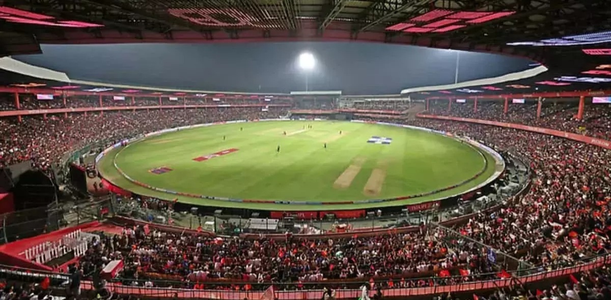IPL 2026; ഉദ്‌ഘാടന മത്സരം തന്നെ ഉപേക്ഷിക്കുമോ?; RCB VS SRH മത്സരത്തിലെ കാലാവസ്ഥ റിപ്പോർട്ട്