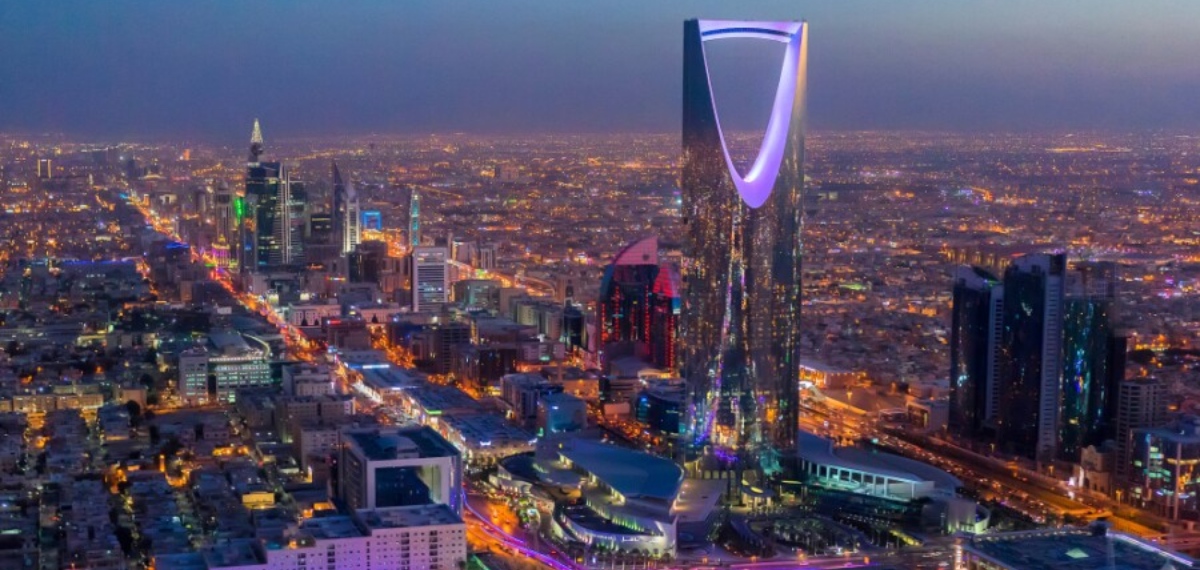 വിസിറ്റ് വിസ ഇളവ്; വിസാ കാലാവധി നീട്ടി നൽകുന്ന നടപടികൾക്ക് തുടക്കം കുറിച്ച് സൗദി