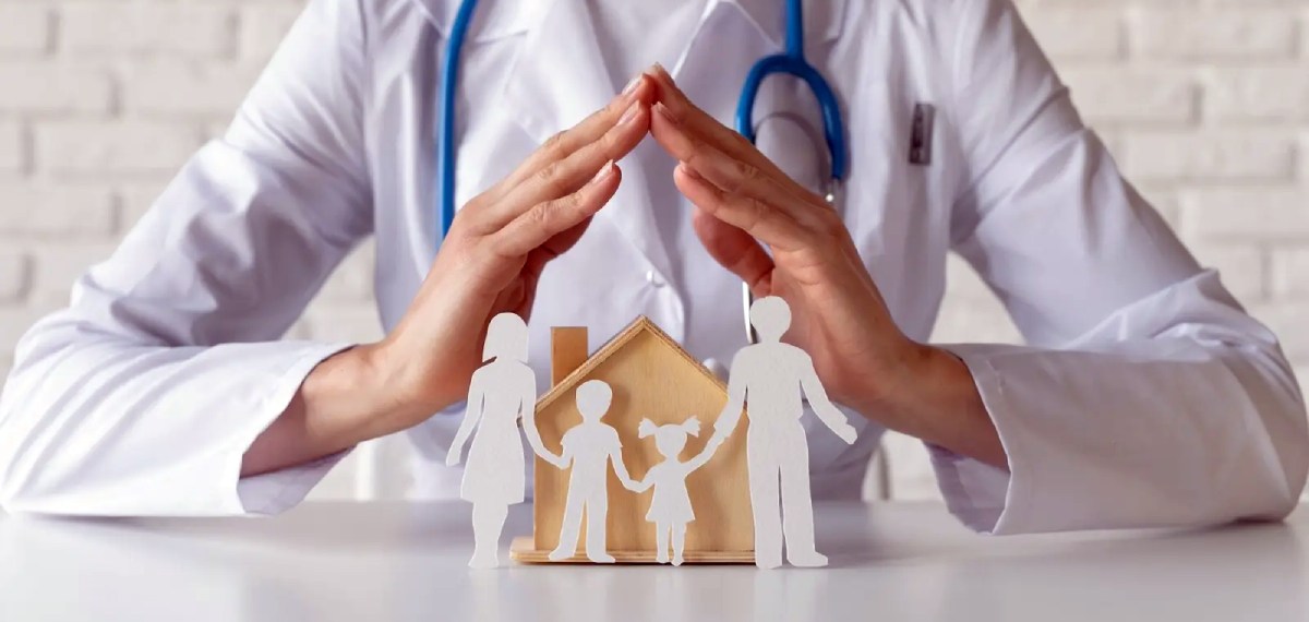 ഇന്‍ഷുറന്‍സ് ഉള്ളവരില്‍നിന്നും ആശുപത്രികള്‍ കൂടുതല്‍ കാശ് ഈടാക്കുമോ? യാഥാര്‍ഥ്യം പരിശോധിക്കാം