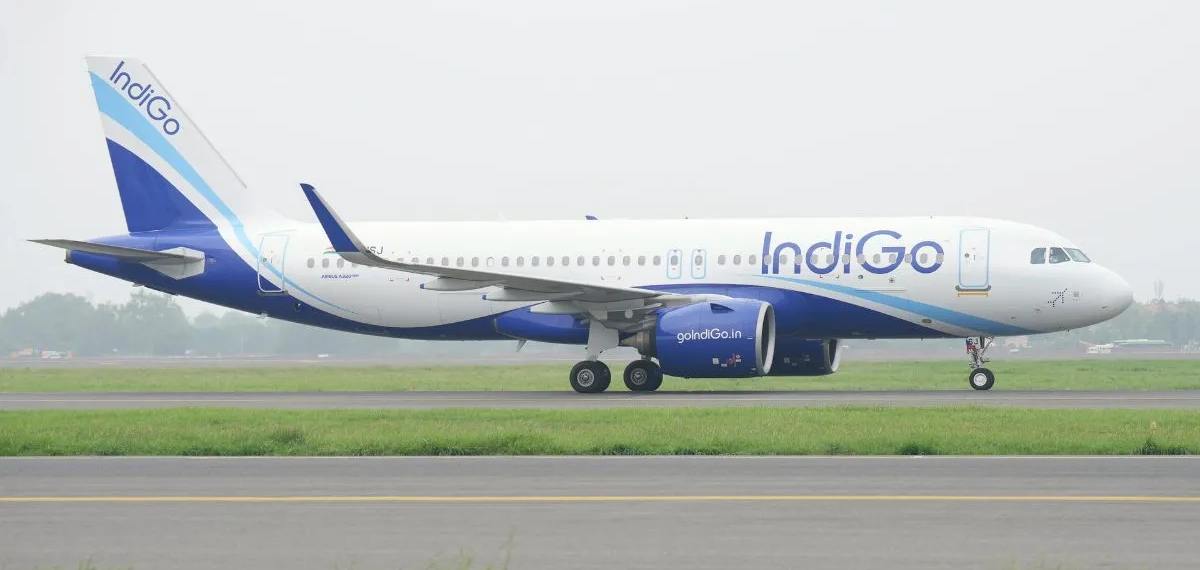 വിമാന യാത്ര ഇനി ചിലവേറും; ഇന്ധന സർചാർജ് 10,000 രൂപ വരെ കൂട്ടി ഇൻഡിഗോ