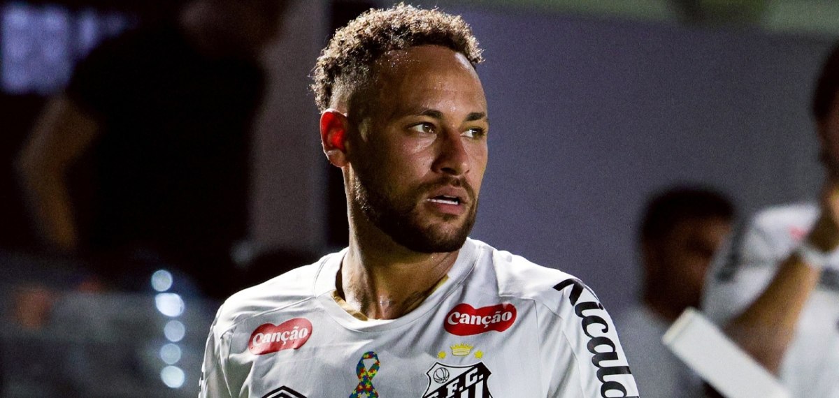 യെല്ലോ കാർഡ് നല്‍കിയ റഫറിക്ക് നേരെ സ്ത്രീവിരുദ്ധ പരാമർശം; നെയ്മർ വീണ്ടും വിവാദത്തില്‍