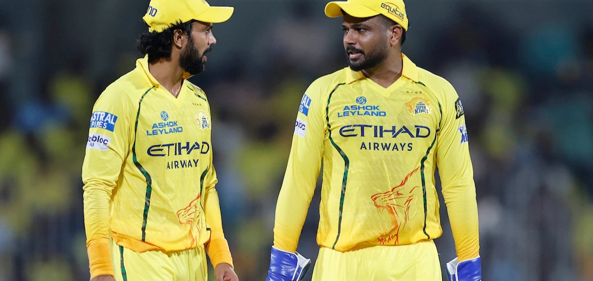 'സഞ്ജുവിന്റെ സാന്നിധ്യം റിതുരാജിനെ ഭയപ്പെടുത്തുന്നു'; പ്രതികരണവുമായി മുന്‍ താരങ്ങള്‍