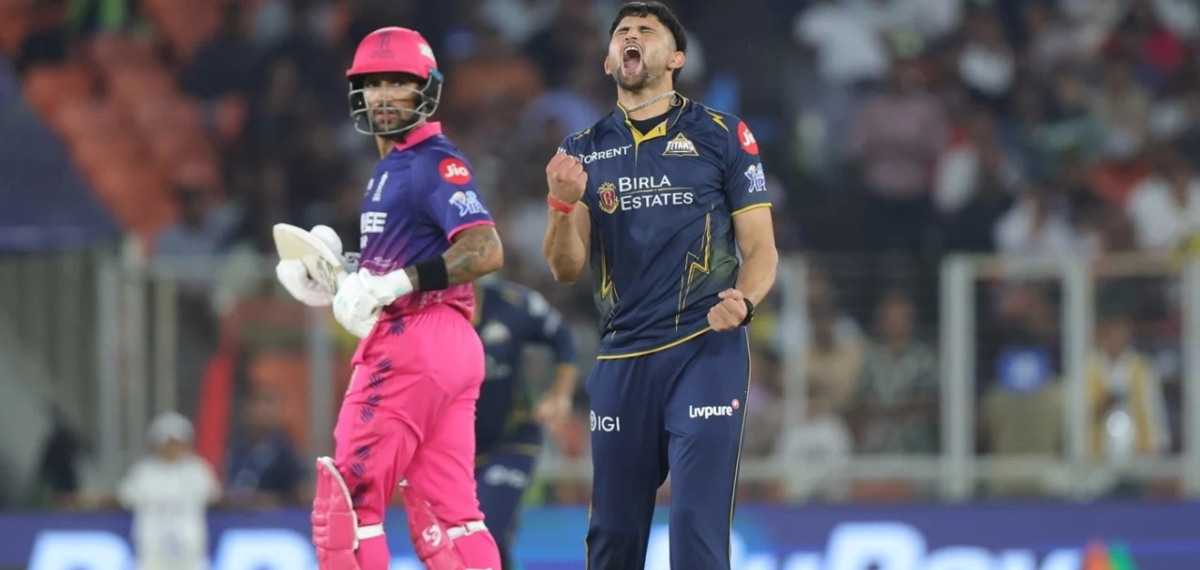 സ്പീഡോ മീറ്ററിന് തെറ്റിയതല്ല!; 154 KM/H വേഗതയിലെറിഞ്ഞ് ഗുജറാത്ത് പേസർ; ആരാണ് അശോക് ശർമ?