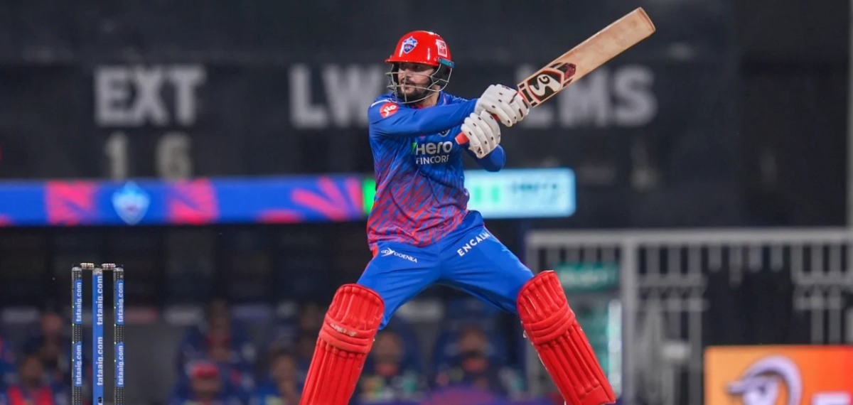 'സമീർ റിസ്‌വിയെ എന്തിന് ഒഴിവാക്കി'; CSK യ്ക്കെതിരെ ആരാധകർ