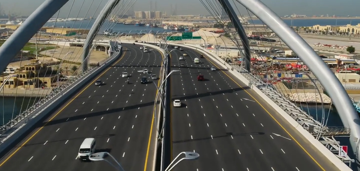 ദുബായിലെ പ്രധാന റോഡുകളിൽ താത്ക്കാലിക ഗതാഗത നിയന്ത്രണം; നവീകരണ പ്രവർത്തനങ്ങളുടെ ഭാഗമായി നടപടി