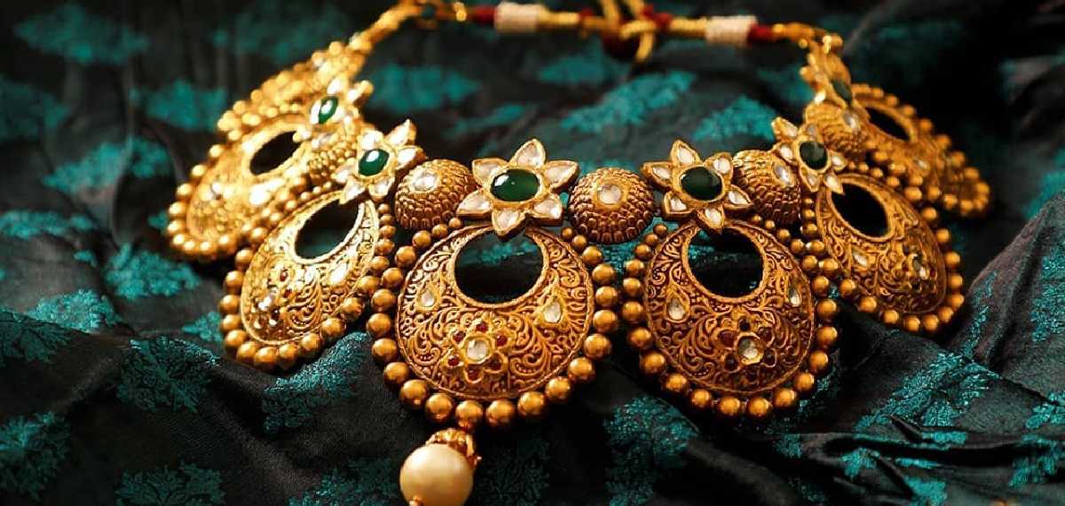 സ്വര്ണം തകര്ച്ചയിലേക്കോ?; ഇന്നും വിലക്കുറവില് സ്വര്ണം വാങ്ങാം