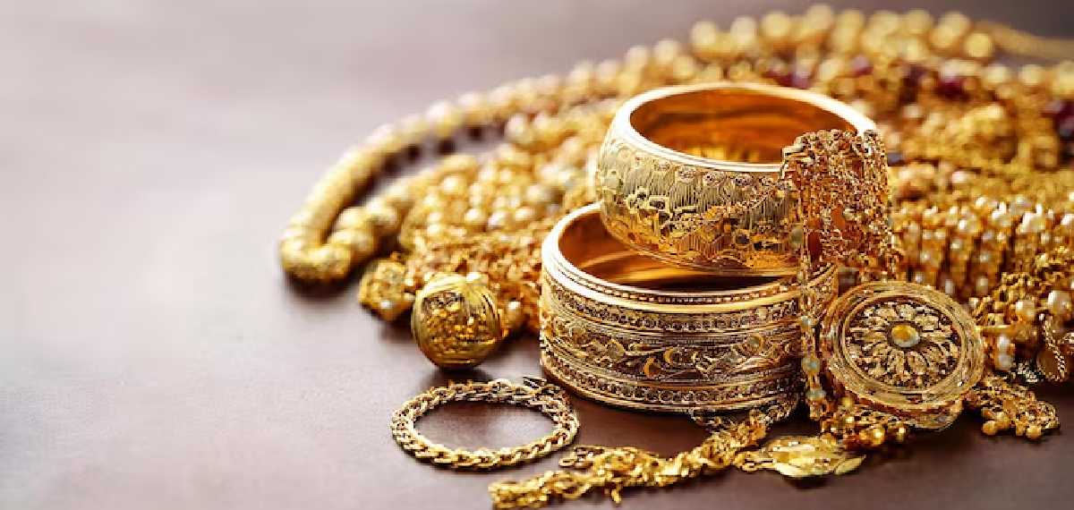ആഗസ്തില്‍ കത്തിക്കയറി സ്വർണവില: പവന് വർധിച്ചത് 14000 രൂപയിലേറെ; ഇനിയും കൂടുമെന്ന് വിദഗ്ധർ