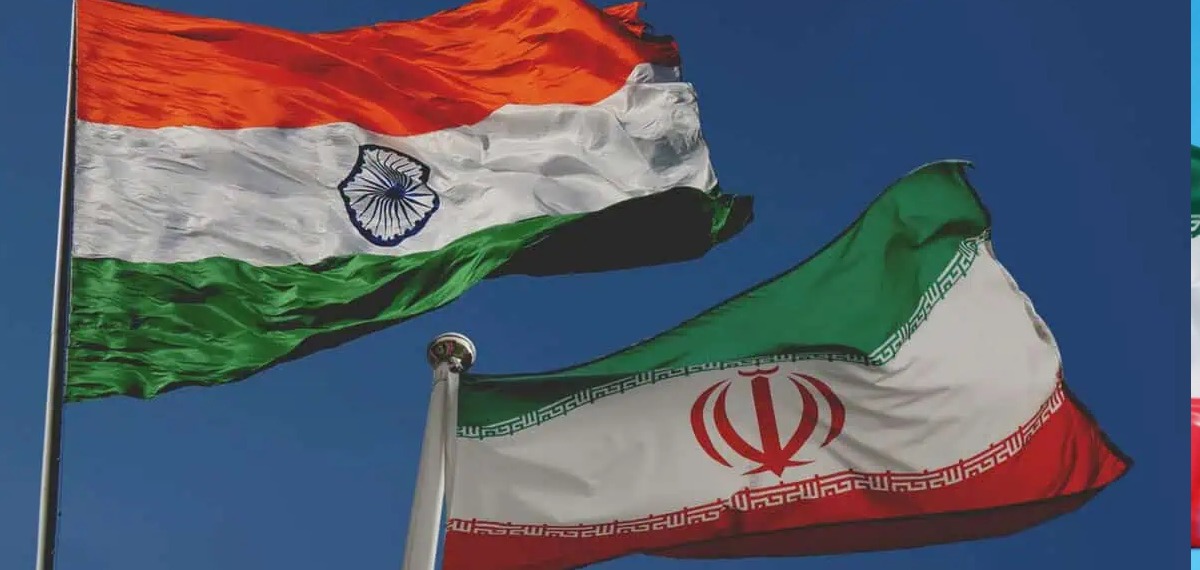 '48 മണിക്കൂർ സമയത്തേയ്ക്ക് പുറത്തിറങ്ങരുത്'; ഇറാനിലെ ഇന്ത്യക്കാർക്ക് മുന്നറിയിപ്പ് നൽകി എംബസി