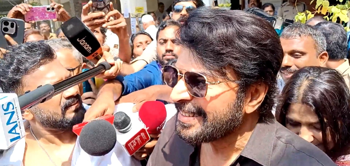 'ഞാൻ വോട്ട് ചെയ്തു, എല്ലാവരും വോട്ട് ചെയ്യണം, അഞ്ച് വര്ഷത്തിലൊരിക്കല് കിട്ടുന്ന അവസരമല്ലേ': മമ്മൂട്ടി