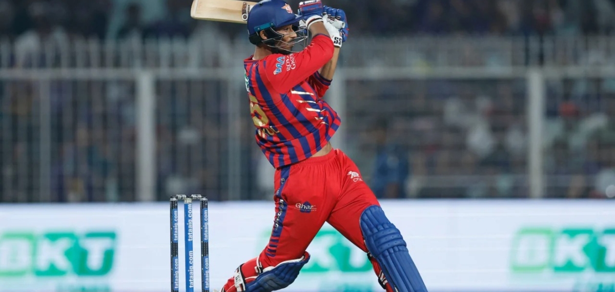 ഹെലികോപ്പ്റ്റർ ഷോട്ടടിച്ച് വെറുതെയല്ല!; താൻ കട്ട ധോണി ഫാനാണെന്ന് മുകുൾ