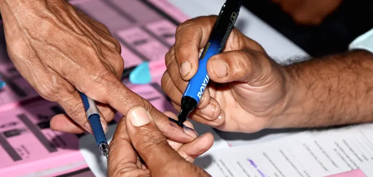 പോസ്റ്റൽ ബാലറ്റ് വിവാദം: വോട്ട് ചെയ്യാൻ പറ്റാത്തത് 23000 ഉദ്യോഗസ്ഥർക്ക് എന്ന് സർവീസ് സംഘടനകൾ