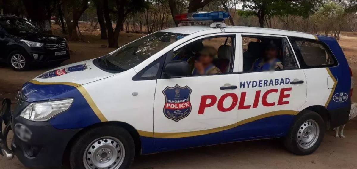 BMW കാറിൽ ബട്ടൻ ഉപയോഗിച്ച് നമ്പർ പ്ലേറ്റ് മാറ്റാനുള്ള സജ്ജീകരണം; മദ്യപിച്ച് വണ്ടിയോടിച്ച ഡോക്ടർ പിടിയിൽ