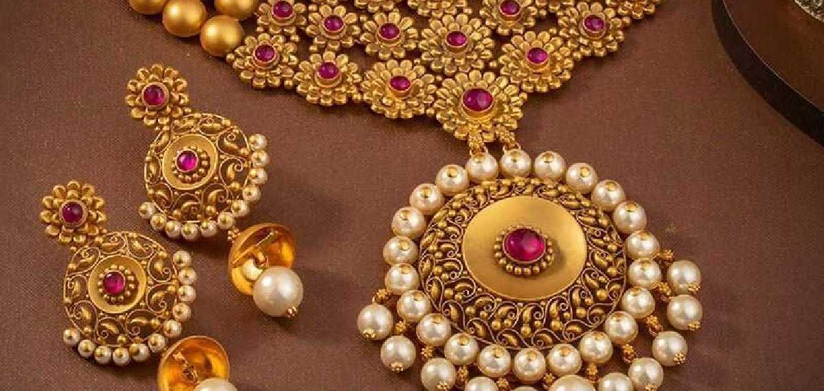 സ്വര്‍ണവില 1.50 ലക്ഷത്തിലേക്കോ?; ഇന്ന് വിലയില്‍ വര്‍ധനവ്