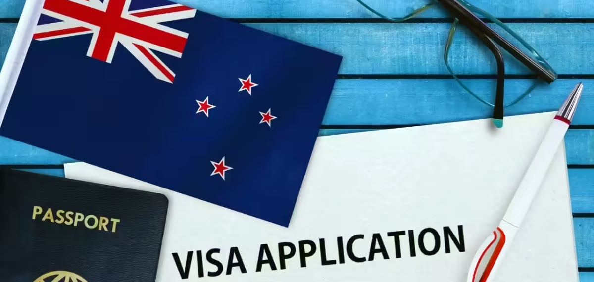 മാതാപിതാക്കളുടെ വിസ നിയമങ്ങള്‍ പരിഷ്‌കരിച്ച് ന്യൂസിലന്‍ഡ്; വരുമാന പരിധി കൂട്ടി, പ്രവാസികളെ ബാധിക്കും