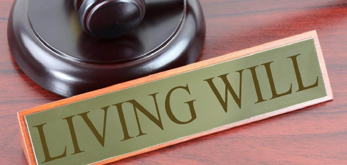 ഇനി സ്വന്തം ചികിത്സയും സ്വത്തും മുൻകൂട്ടി തീരുമാനിക്കാം: ലിവിംഗ് വിൽ ഡിജിറ്റലാക്കി മഹാരാഷ്ട്ര സർക്കാർ