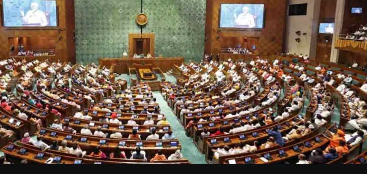 വനിതാ സംവരണ ഭേദഗതി ബില്; ഇന്നും നാളെയും ലോക്സഭയില് ചർച്ച, ഒന്നിച്ച് എതിർക്കാൻ പ്രതിപക്ഷം