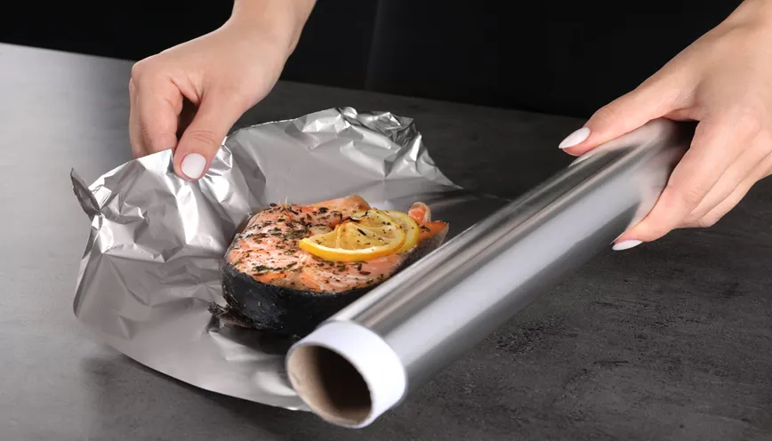 aluminium foil and food