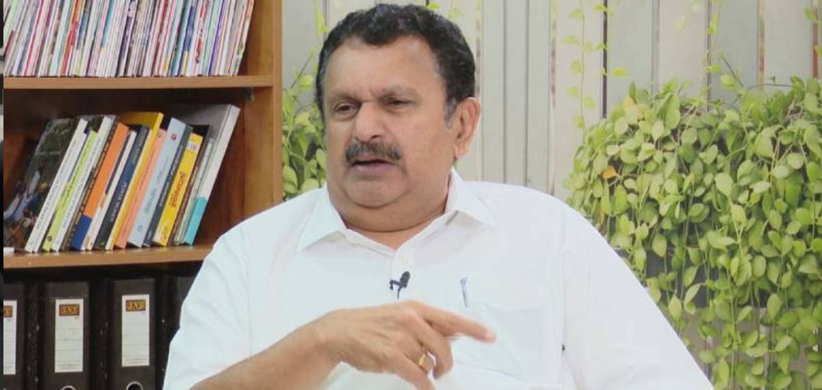 'വെറുതെ നാട്ടുകാരെ കൊണ്ട് പറയിപ്പിക്കരുത്'; കോണ്ഗ്രസിലെ മുഖ്യമന്ത്രി ചര്ച്ചയില് പ്രതികരിച്ച് കെ മുരളീധരന്