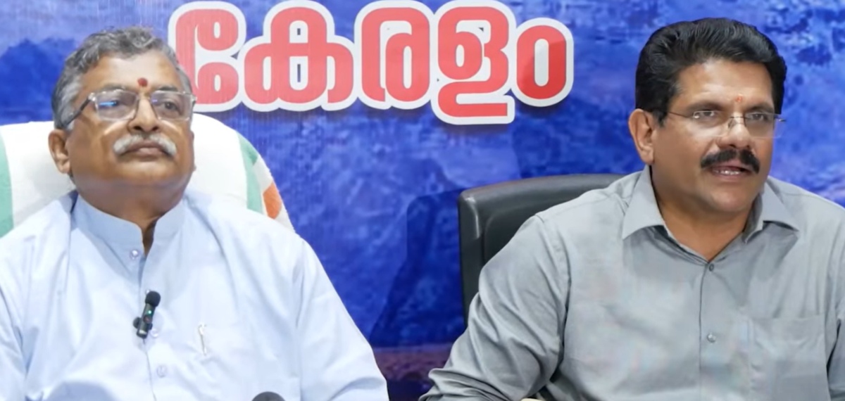 കേരളത്തിൽ ലവ് ജിഹാദും മതപരിവർത്തനവും വർധിക്കുന്നു, കുംഭമേള വൈറൽ താരത്തിന്റെ വിവാഹം ഗൂഢാലോചന: വിഎച്ച്പി