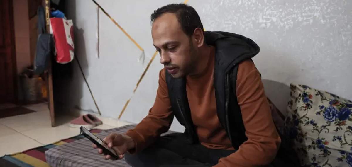 'മകൻ ജീവിച്ചിരിപ്പുണ്ട്, രണ്ട് വർഷമായി തിരയുന്നു'; ​ഗാസയിൽ മകനെ കണ്ടെത്താൻ ഒരച്ഛൻ്റെ പോരാട്ടം