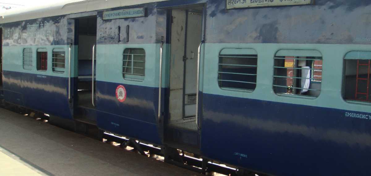 SLR കോച്ച് വെറുമൊരു കോച്ചല്ല; ട്രെയിനിന്റെ അങ്ങേയറ്റത്തുള്ള SLR കോച്ചിനെക്കുറിച്ച് അറിയാമോ?