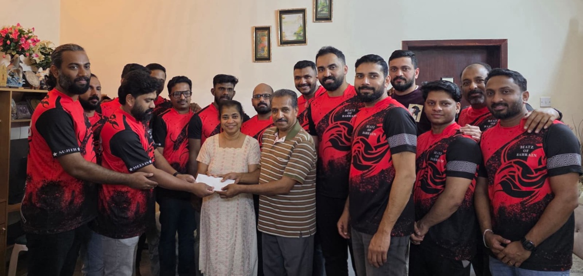 ഇന്ത്യൻ സ്കൂൾ വിദ്യാർത്ഥിക്ക് സ്കൂൾ ഫീസ് കൈമാറി ബീറ്റ്സ് ഓഫ് ബഹ്‌റൈൻ