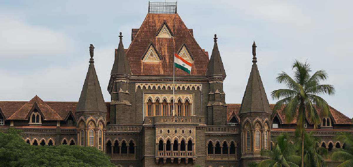 മാലേഗാവ് സ്‌ഫോടനക്കേസിലെ നാല് പ്രതികൾക്കെതിരായ കുറ്റപത്രം റദ്ദാക്കി; തെളിവില്ലെന്ന് ബോംബെ ഹൈക്കോടതി