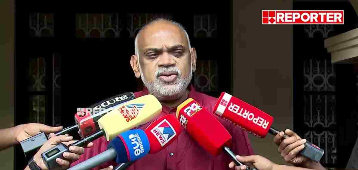 പൂരം നടത്തിപ്പ്: ജില്ലാഭരണകൂടവുമായി ആലോചിക്കും, ജനവികാരവും ആചാരവും കണക്കിലെടുത്ത് തീരുമാനം:പാറമേക്കാവ് ദേവസ്വം