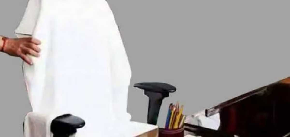 white colour towel chair in government offices